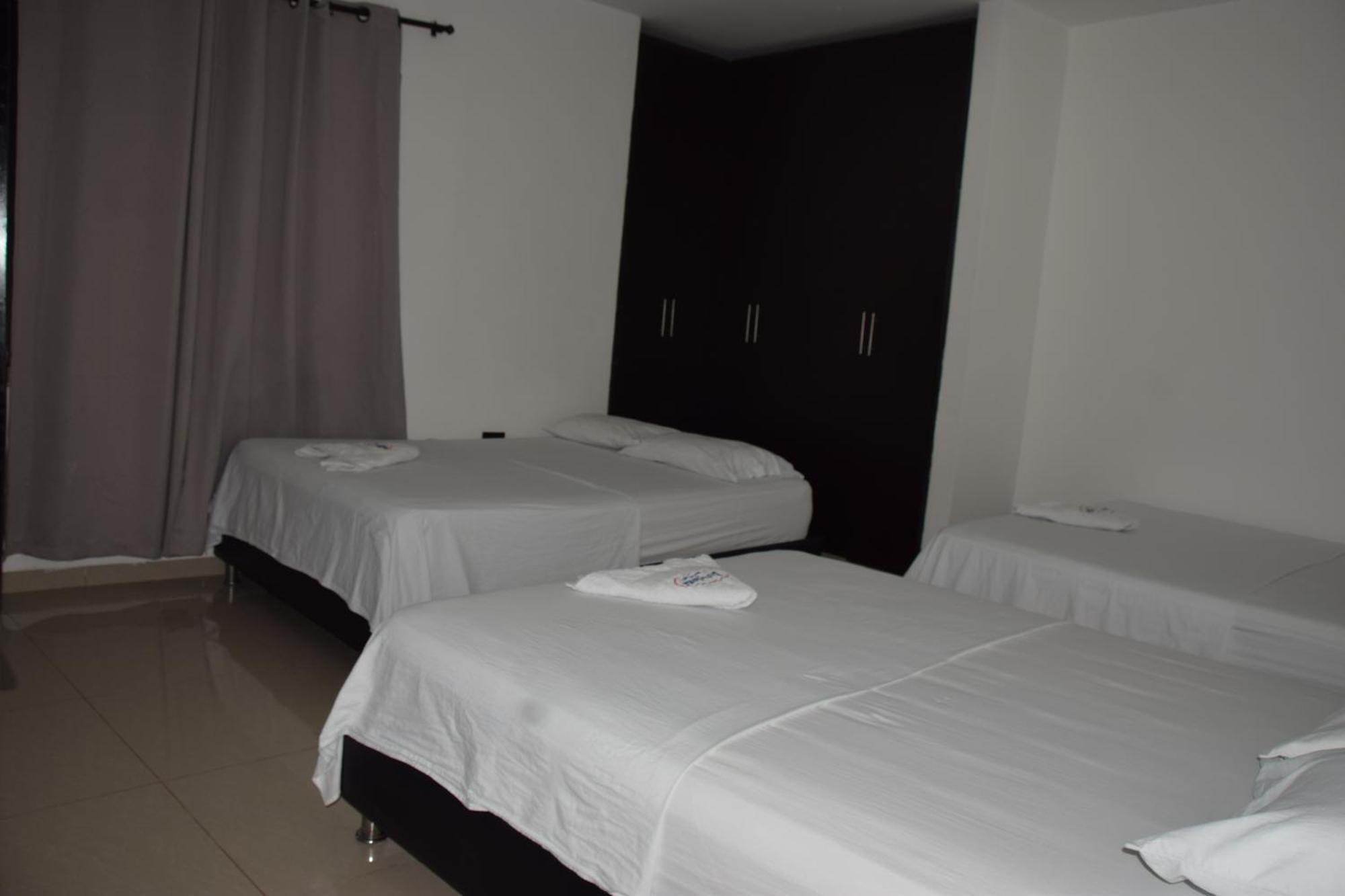 Hotel Barcelona มอนเตริอา ภายนอก รูปภาพ