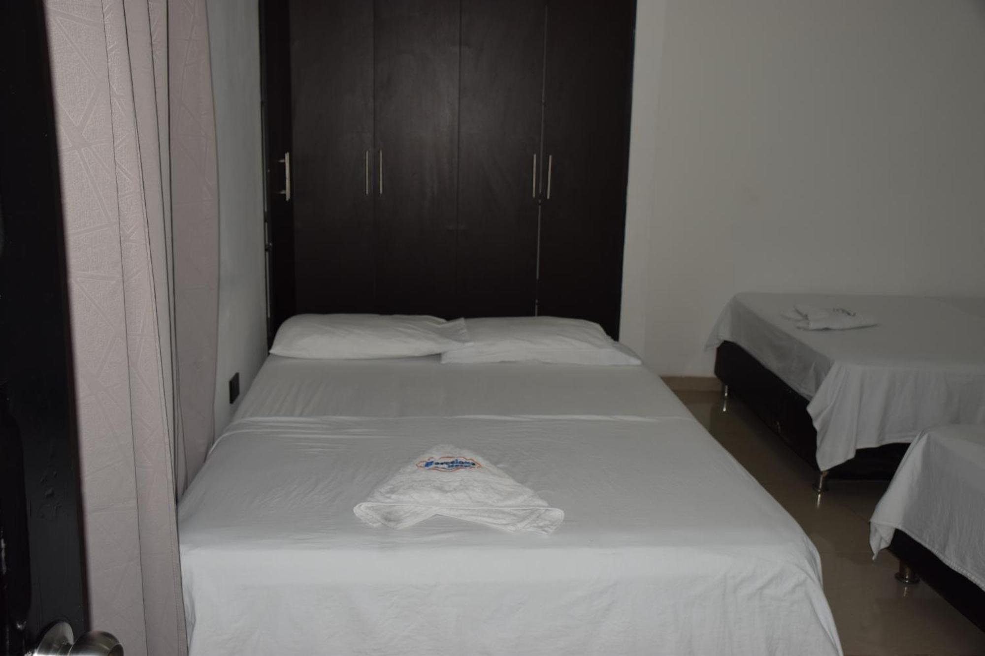 Hotel Barcelona มอนเตริอา ภายนอก รูปภาพ