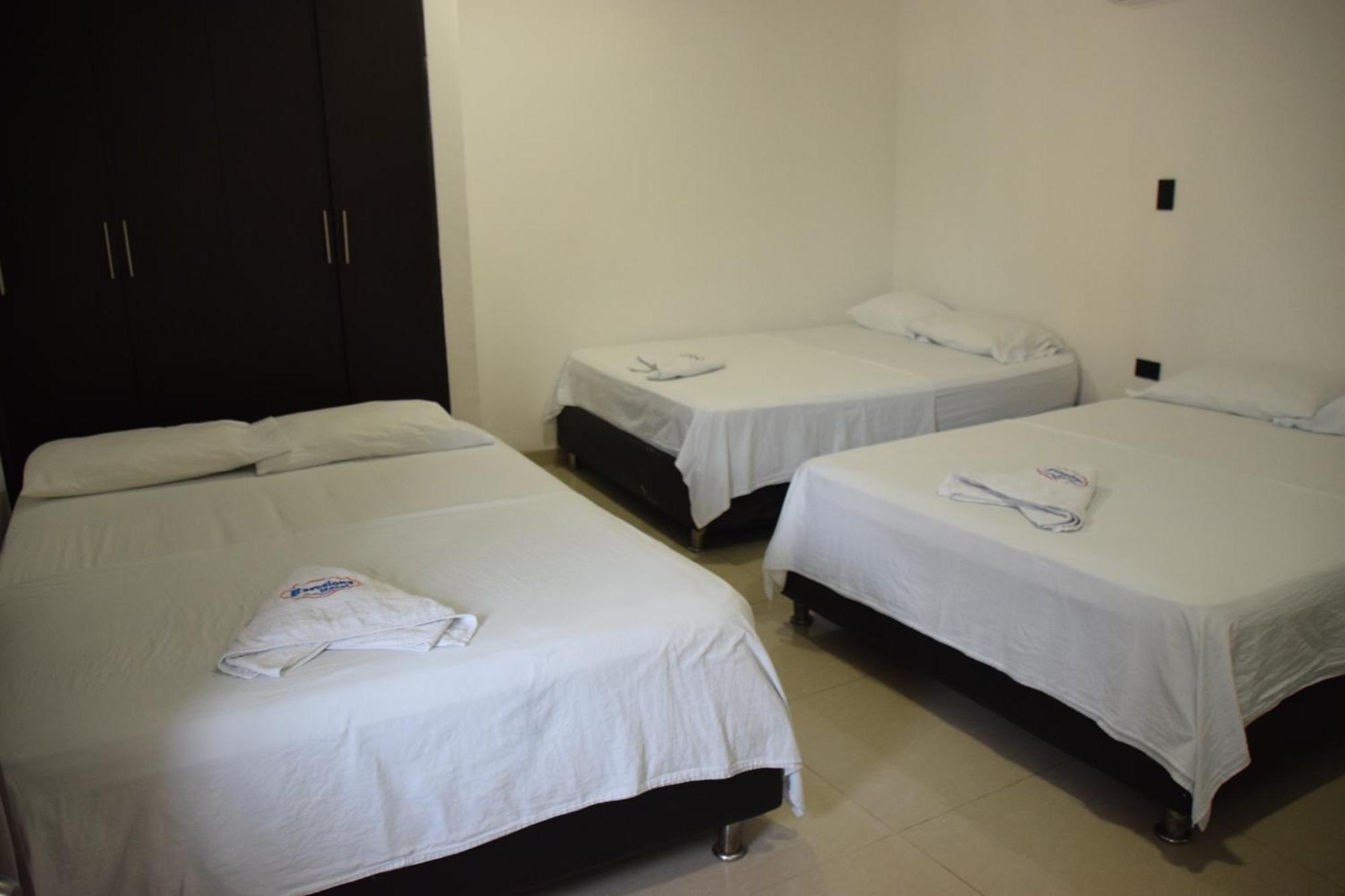Hotel Barcelona มอนเตริอา ภายนอก รูปภาพ