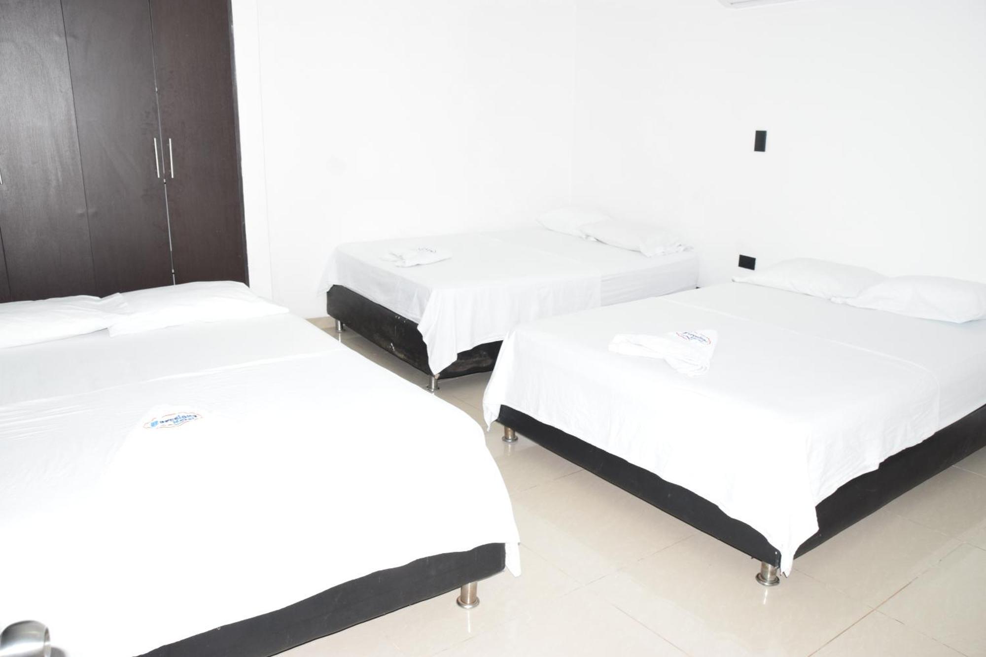 Hotel Barcelona มอนเตริอา ภายนอก รูปภาพ