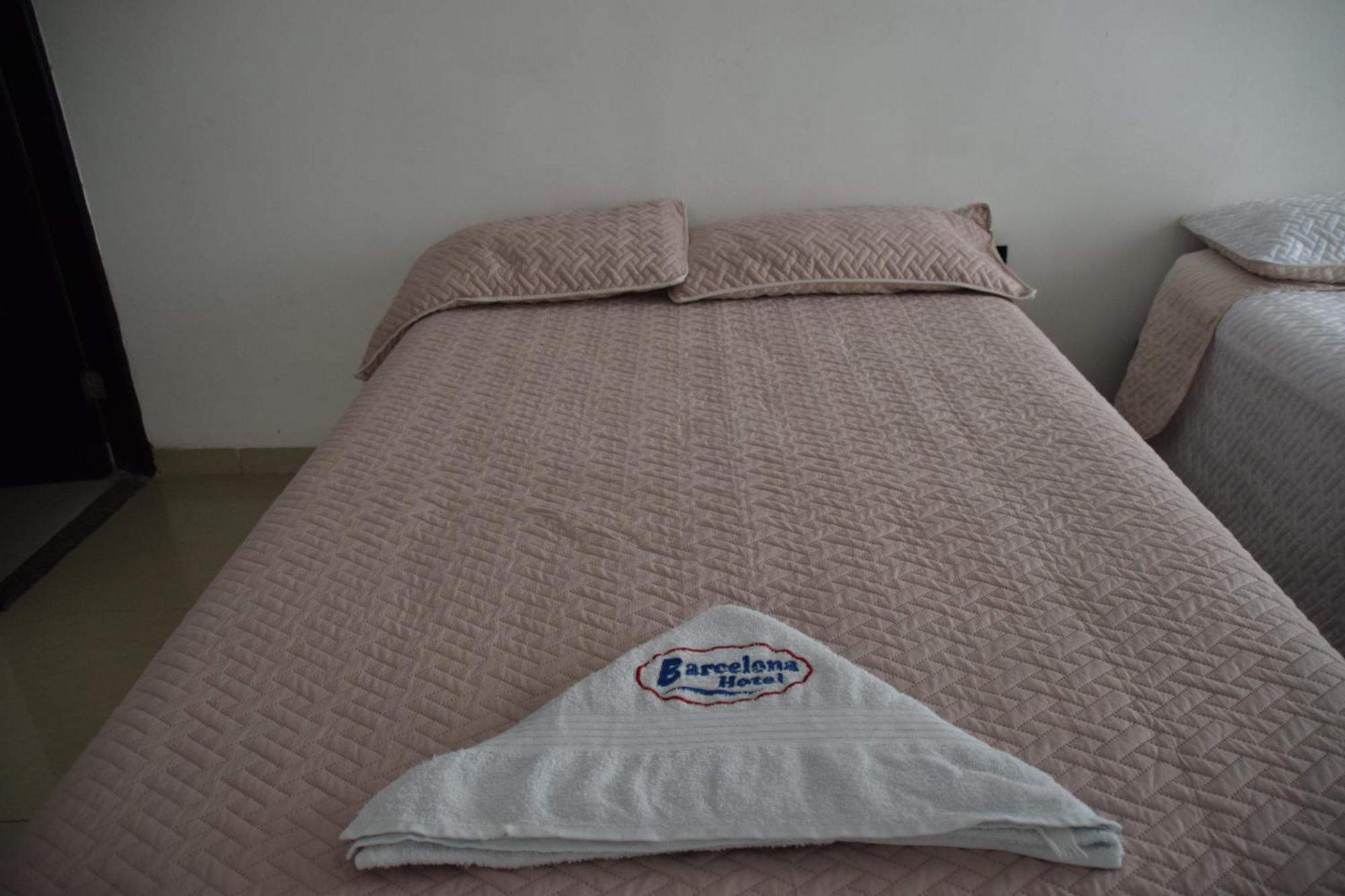 Hotel Barcelona มอนเตริอา ภายนอก รูปภาพ