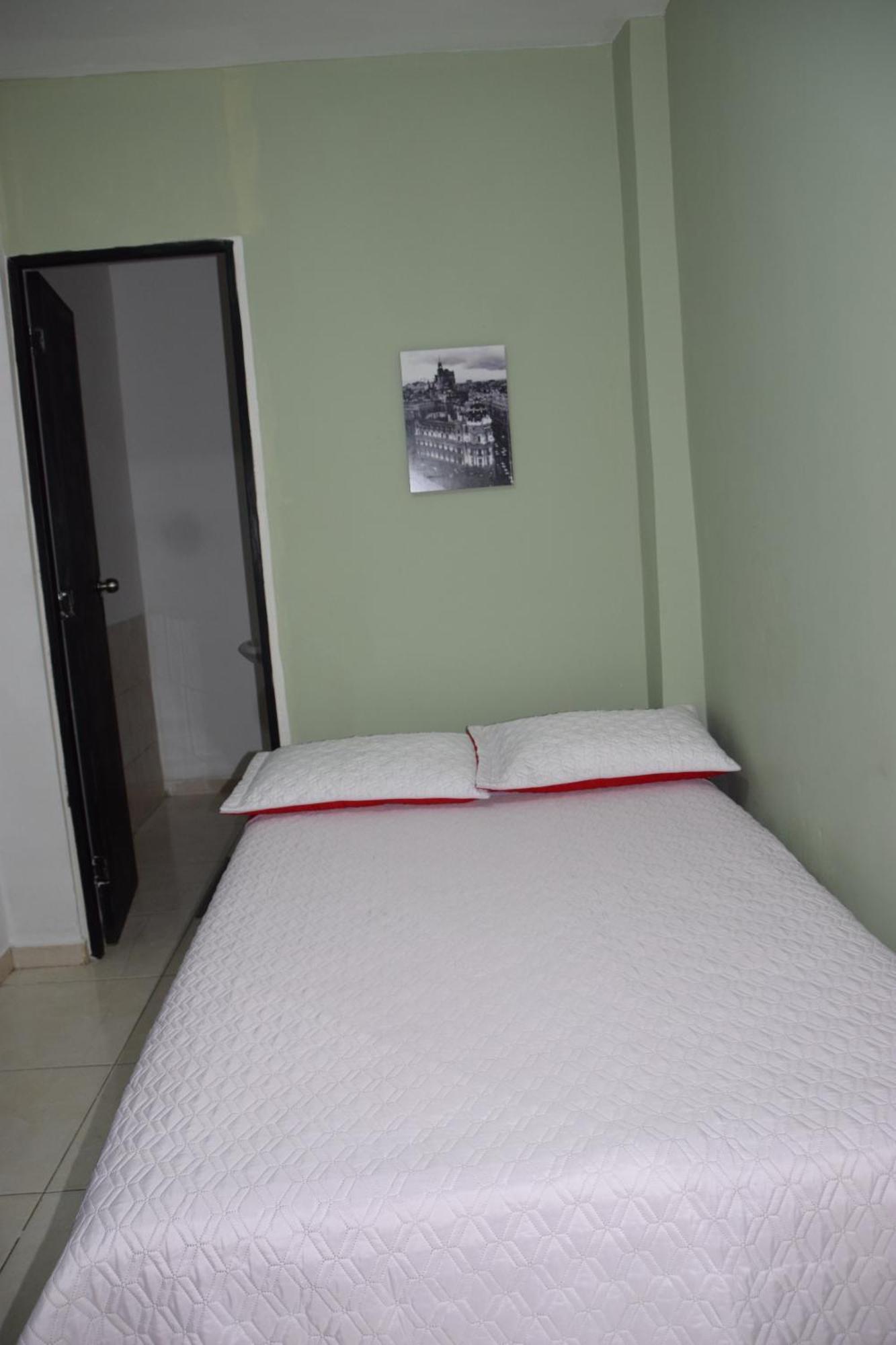 Hotel Barcelona มอนเตริอา ภายนอก รูปภาพ
